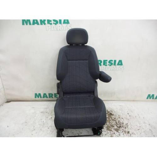 Peugeot - Partner - Stoel rechts