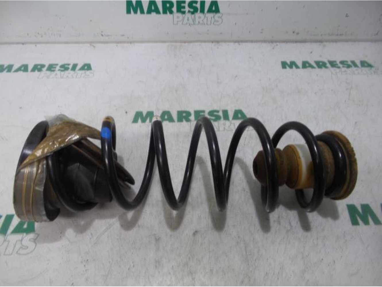 Peugeot - Partner - Rear coil spring