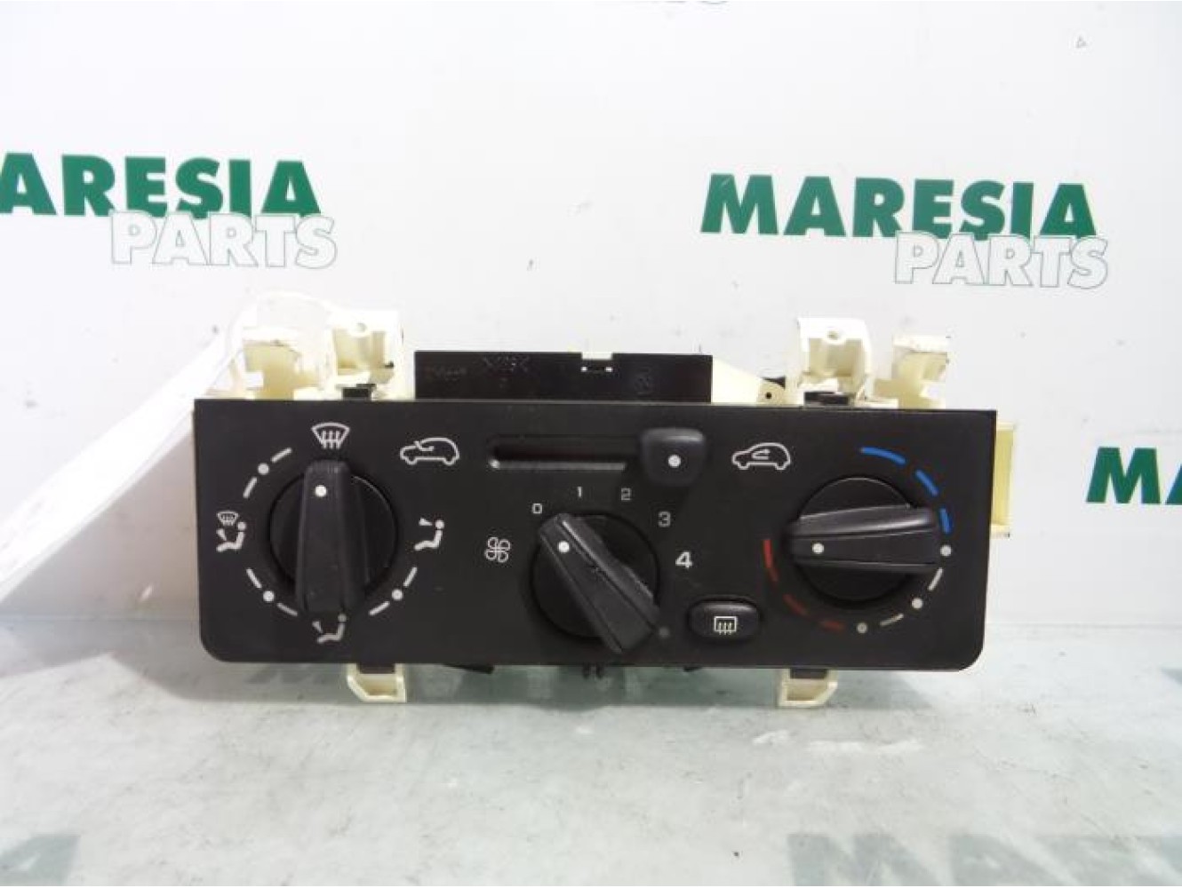 Citroen - C3 - Heater control panel