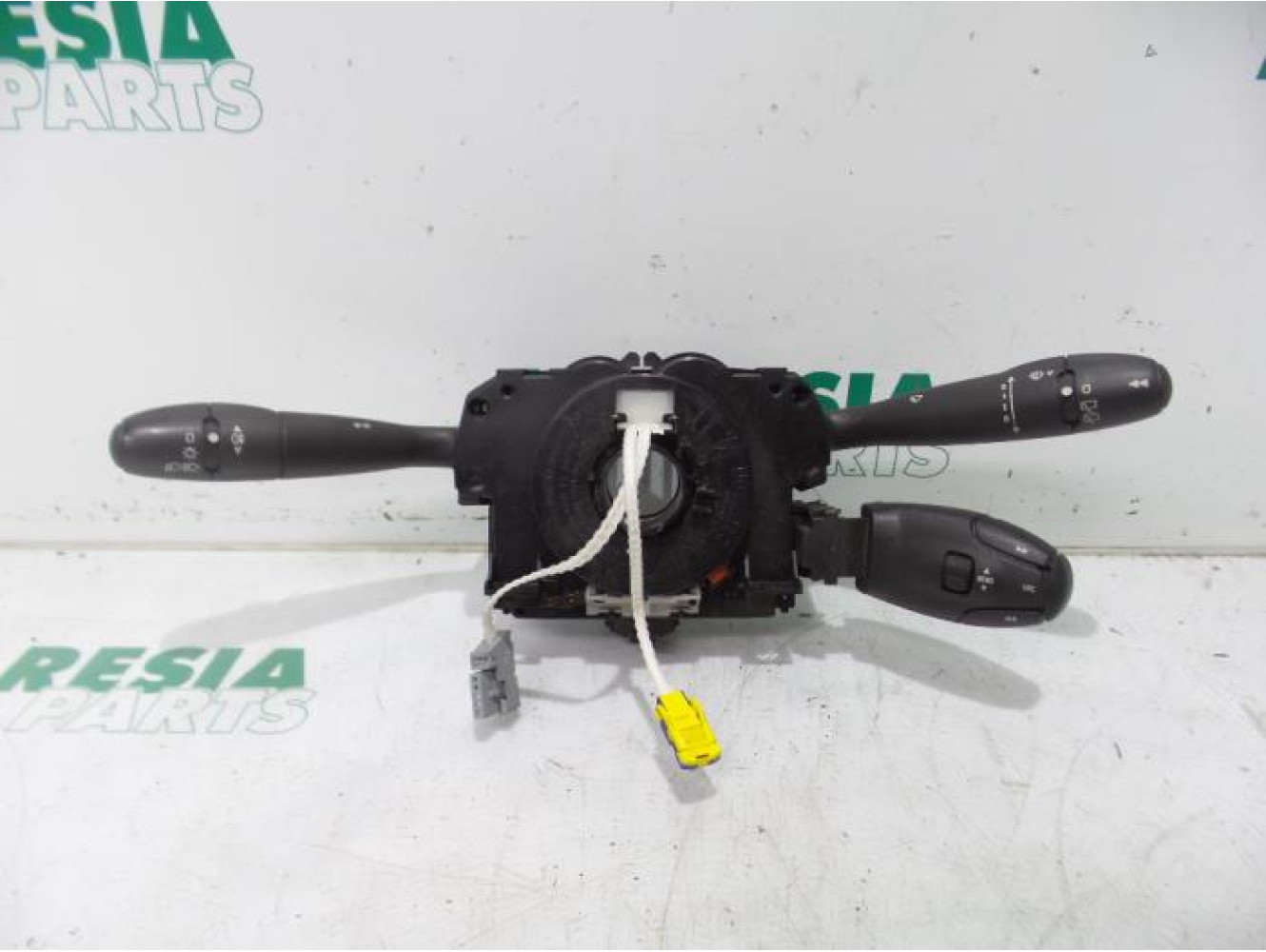 Peugeot - Partner - Steering column stalk