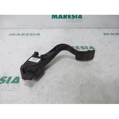 Peugeot - Partner - Gaspedalposition Sensor