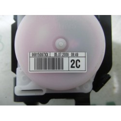 Peugeot - Partner - Rear seatbelt, centre