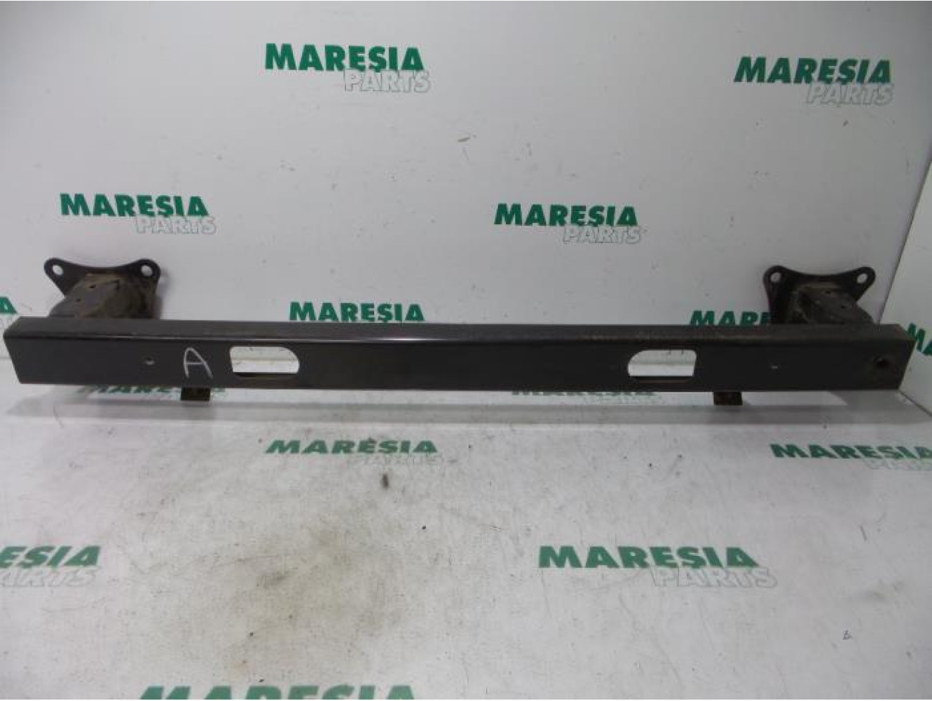 Peugeot - Partner - Stoßstangeträger hinten