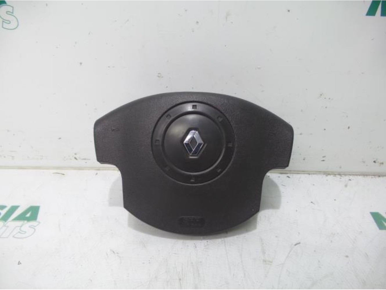 Renault - Megane - Left airbag (steering wheel)