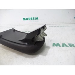 Renault - Megane - Armrest