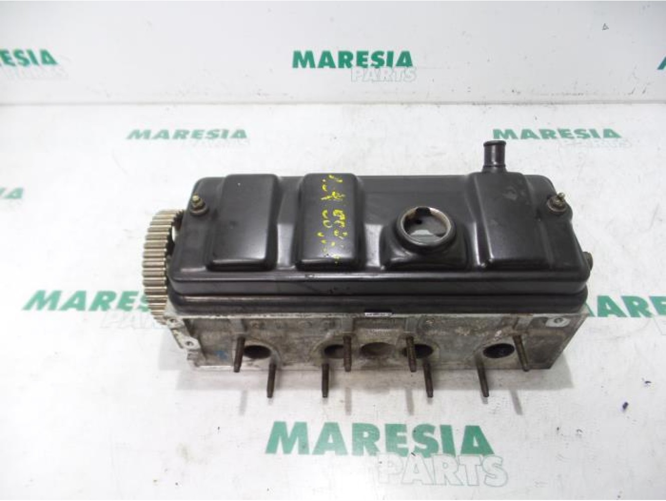 Peugeot - 106 - Cylinder head