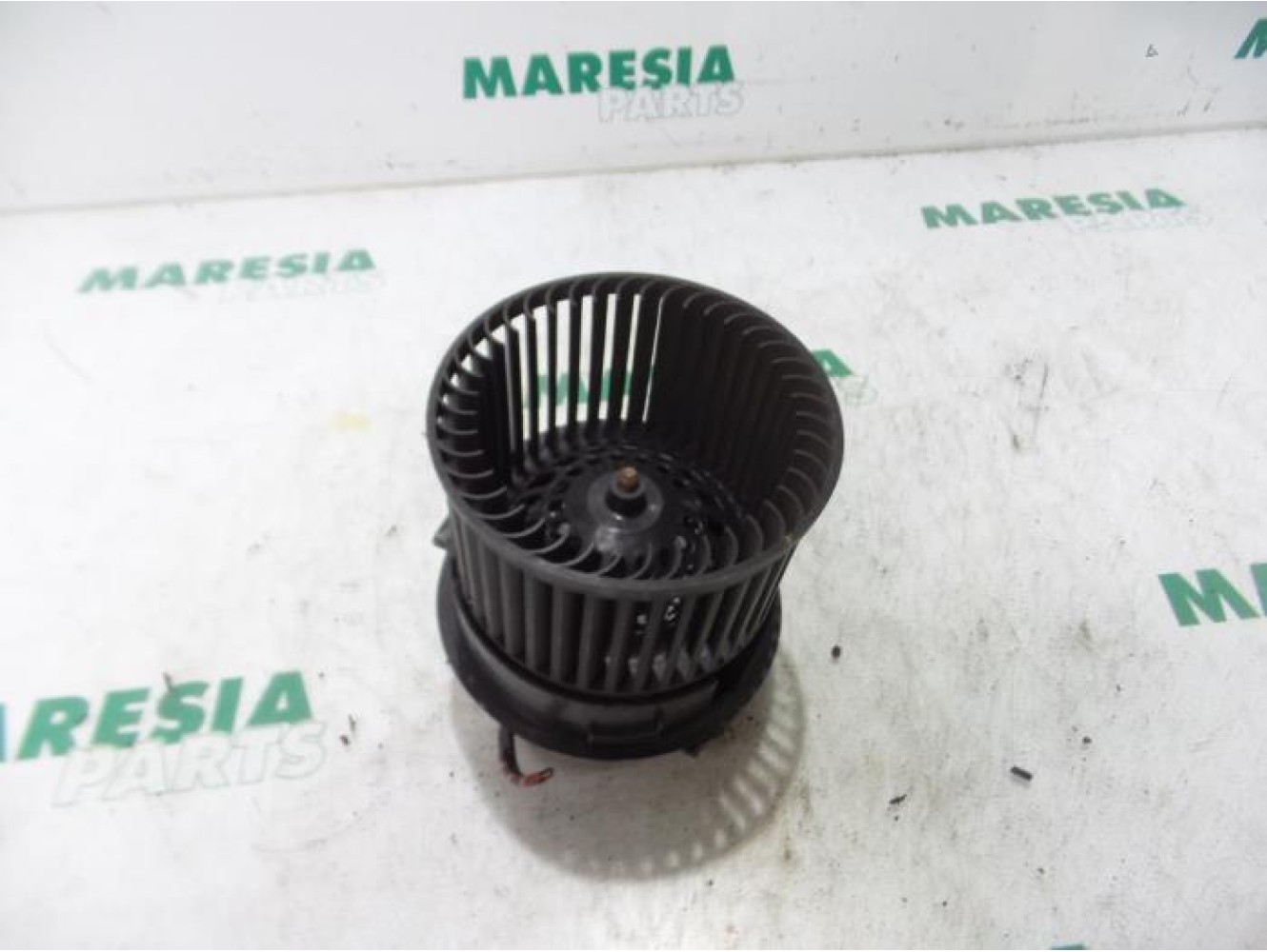 Peugeot - 208 - Heating and ventilation fan motor