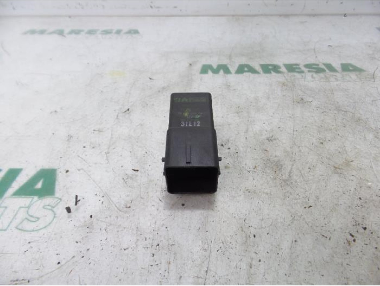 Peugeot - 208 - Glow plug relay