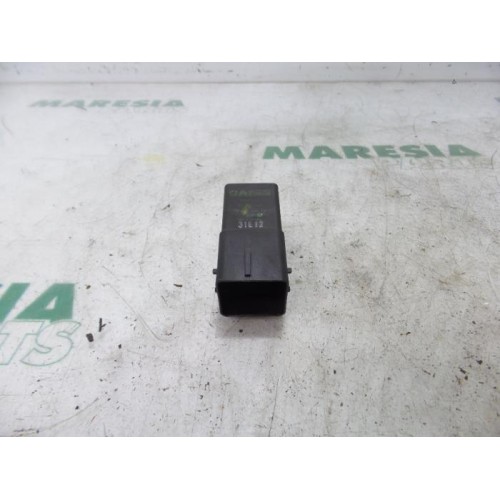 Peugeot - 208 - Glow plug relay