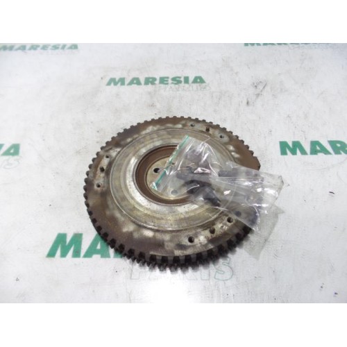 Renault - Clio - Flywheel
