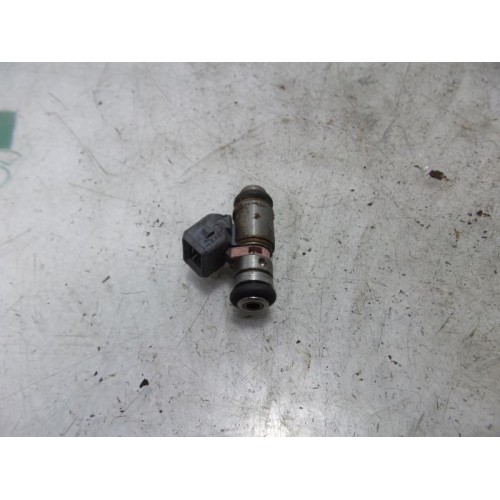 Renault - Clio - Injecteur (injection essence)