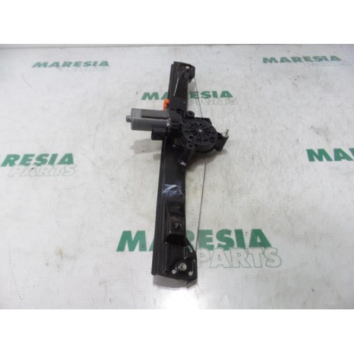 Fiat - Punto - Window mechanism 2-door, front right