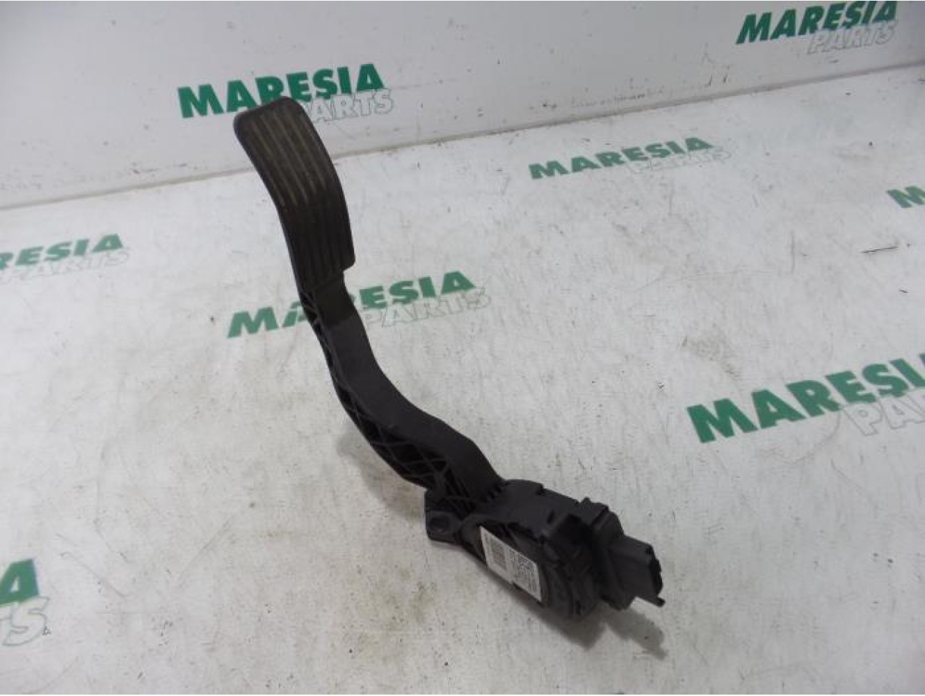 Peugeot - 208 - Throttle pedal position sensor