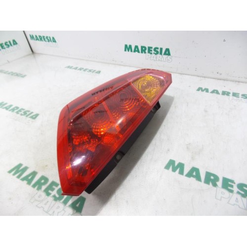 Fiat - Punto - Taillight, left