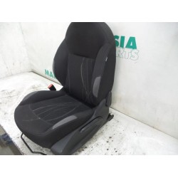 Peugeot - 208 - Sitz links