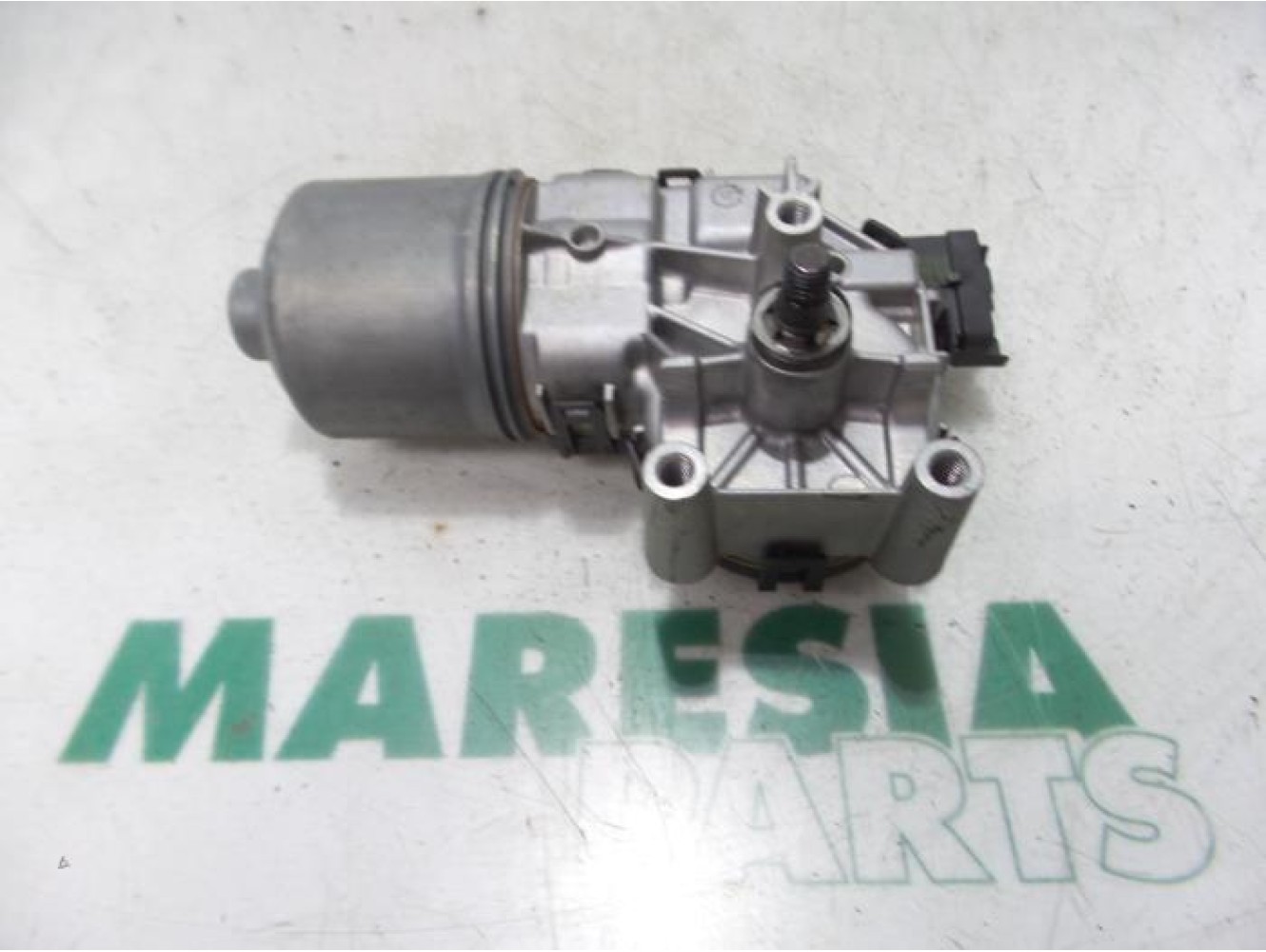 Peugeot - 208 - Front wiper motor