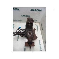 Citroen - C5 - Fusee links-voor