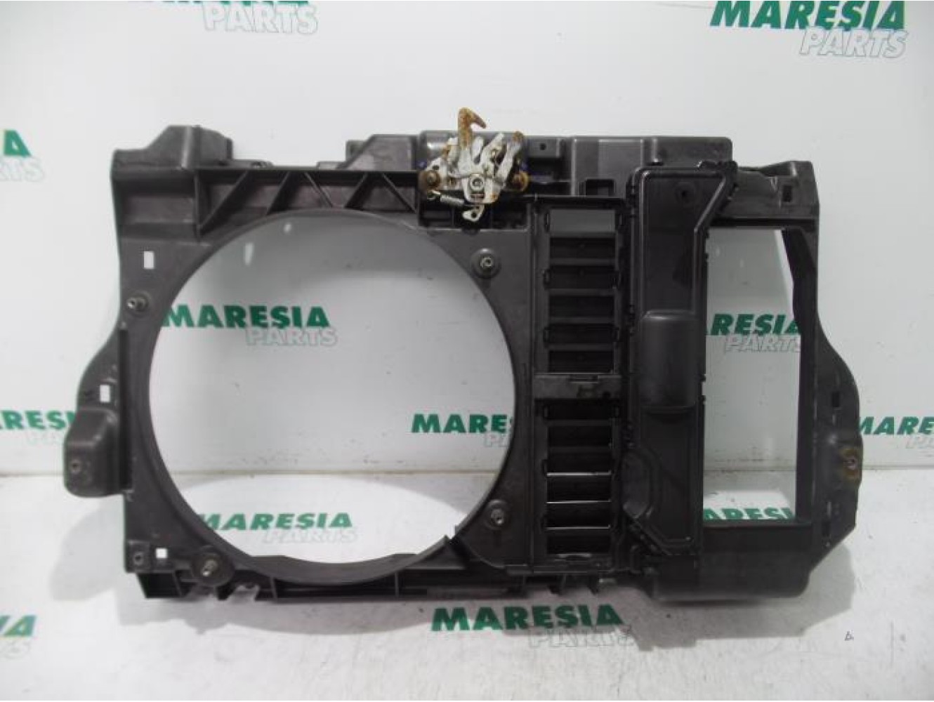 Peugeot - 407 - Front panel