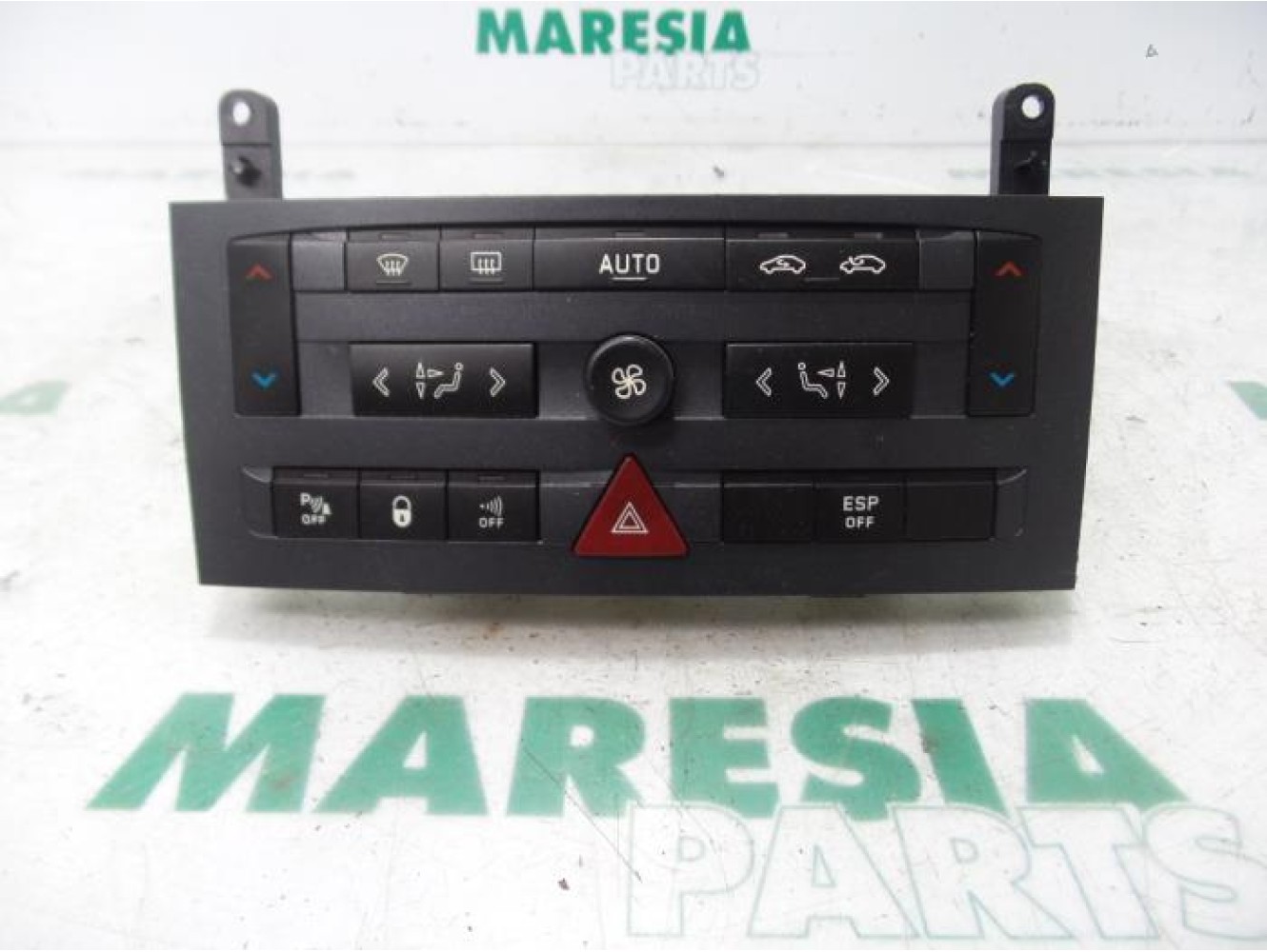 Peugeot - 407 - Panneau de commandes chauffage