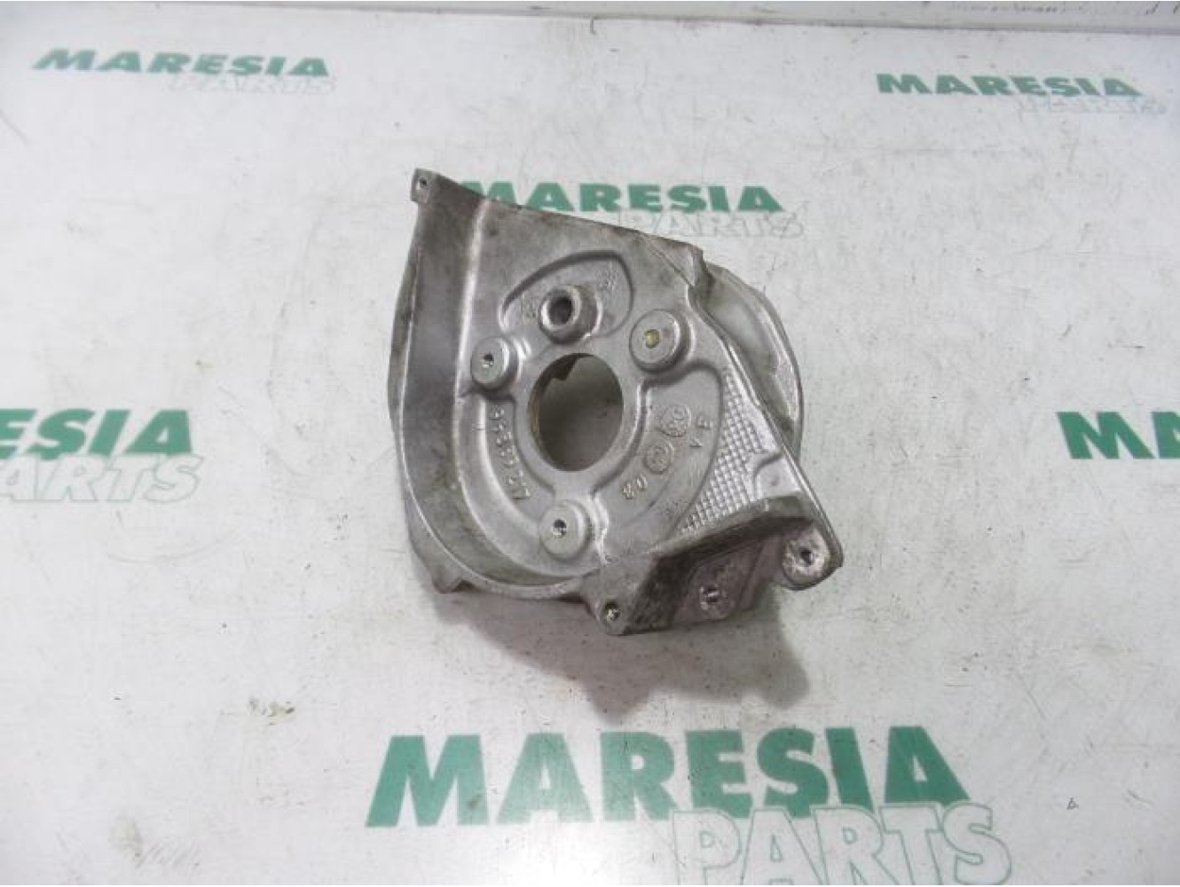 Peugeot - 206 - Support (miscellaneous)