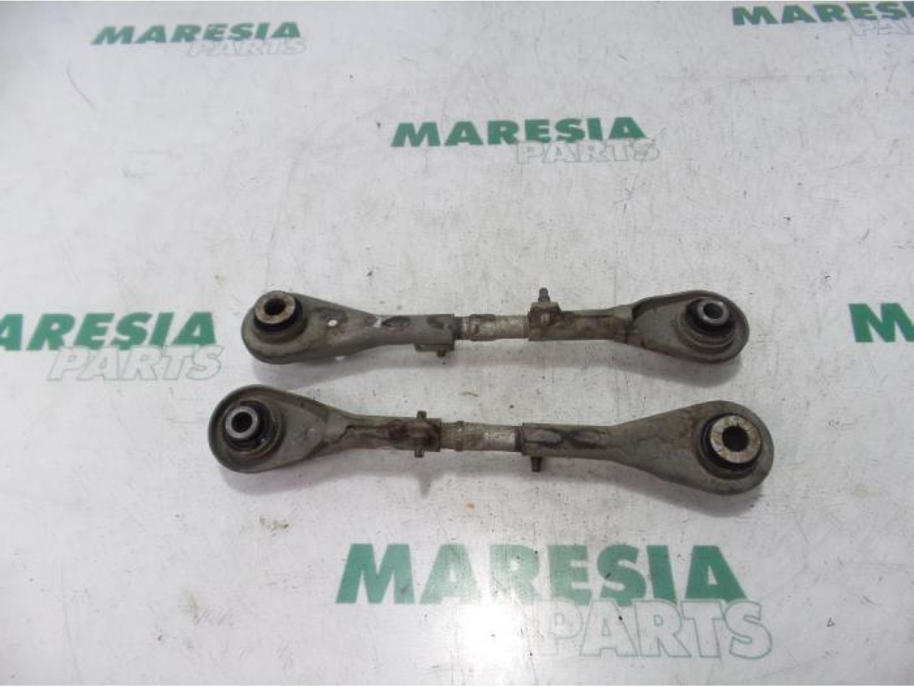 Peugeot - 407 - Anti-roll bar guide