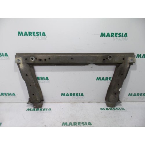 Renault - Megane Scenic - Radiator bar