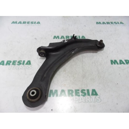 Renault - Megane Scenic - Front lower wishbone, right