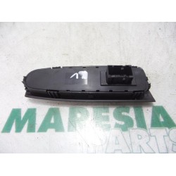 Fiat - Stilo - Multi-functional window switch