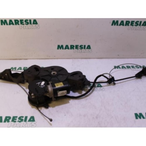 Lancia - Phedra - Schuifdeur motor rechts