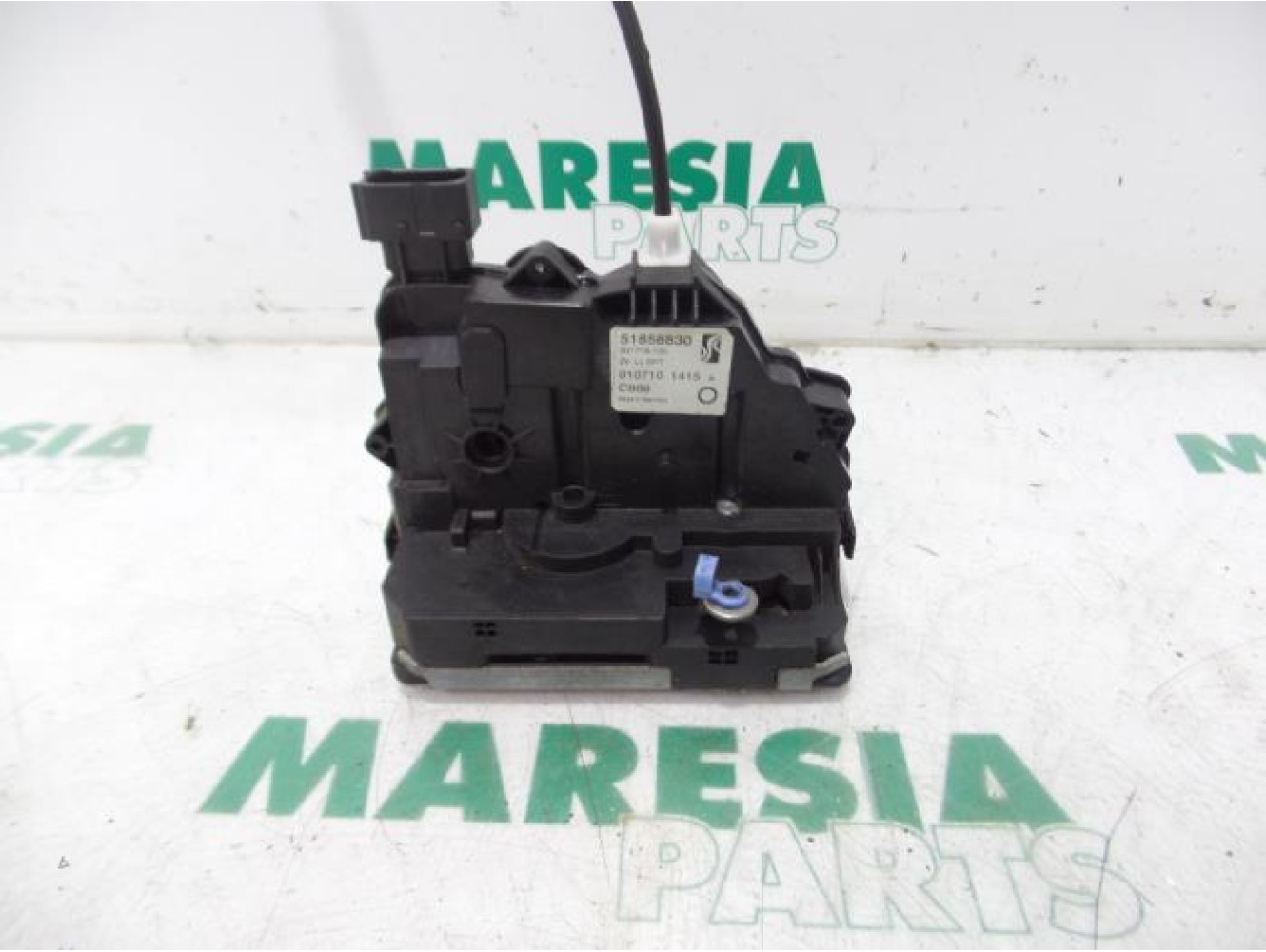 Fiat - Punto - Front door lock mechanism 4-door, right