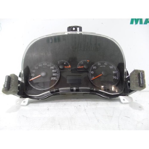 Fiat - Punto - Instrumentenbrett