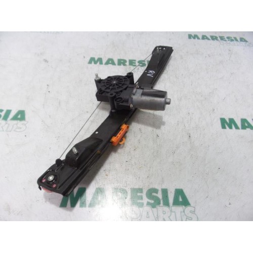 Fiat - Punto - Window mechanism 4-door, front right