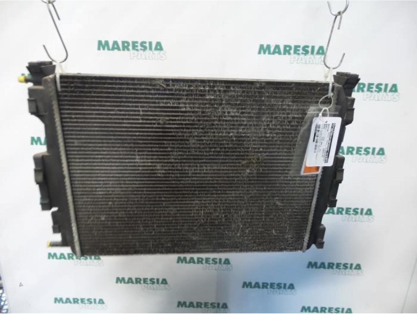 Renault - Megane - Radiator