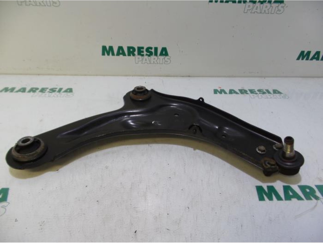 Renault - Espace - Front lower wishbone, right