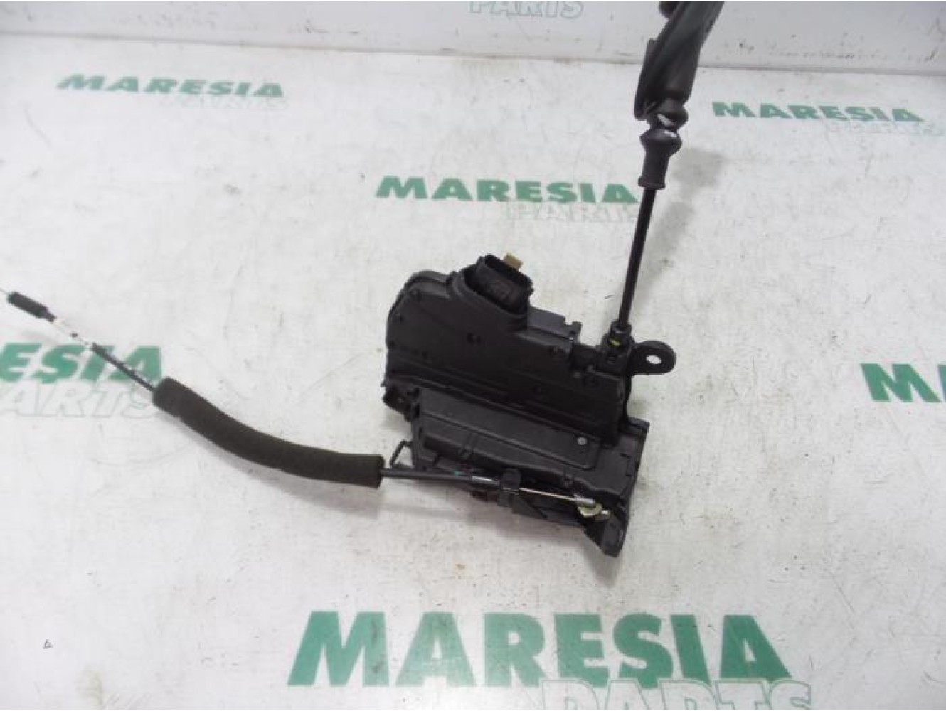 Renault - Twingo - Rear door mechanism 4-door, right