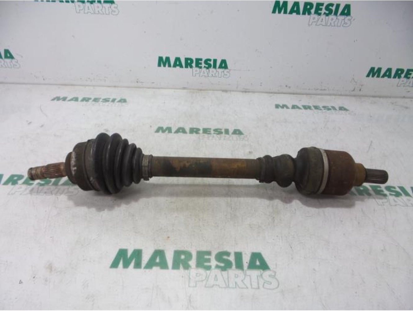 Peugeot - 307 - Front drive shaft, left