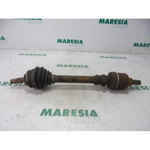 Peugeot - 307 - Front drive shaft, left