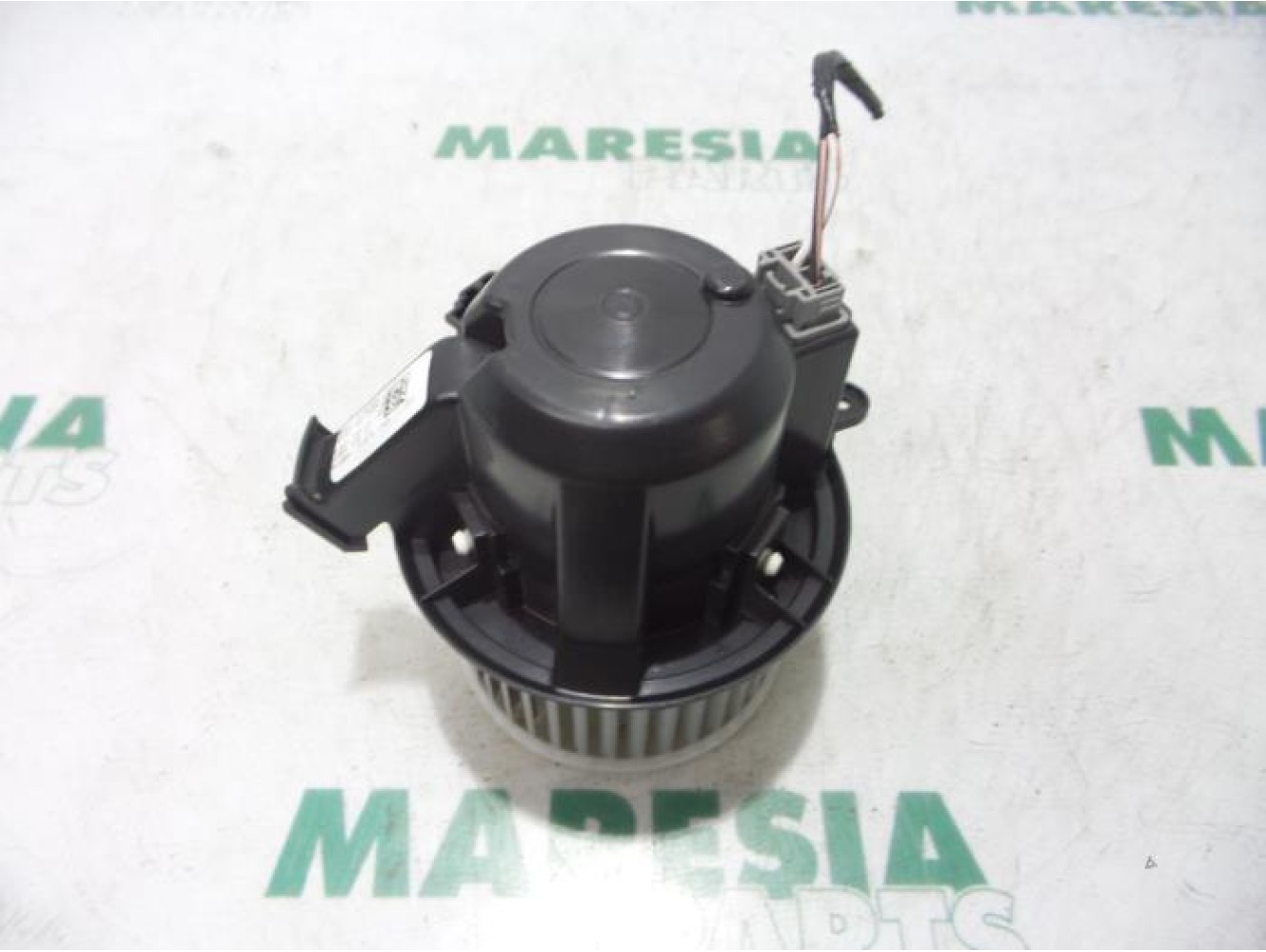 Renault - Twingo - Heating and ventilation fan motor