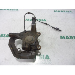 Renault - Twingo - Knuckle, front right