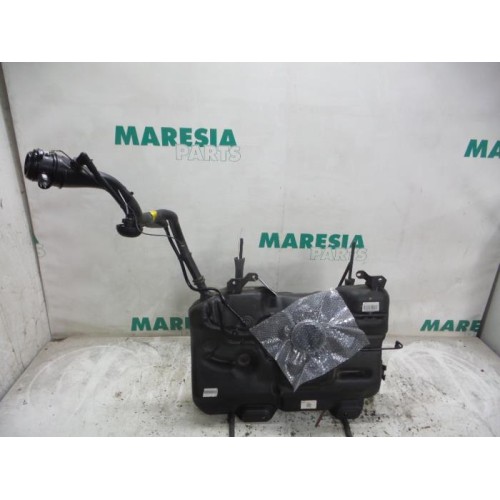 Renault - Twingo - Tank