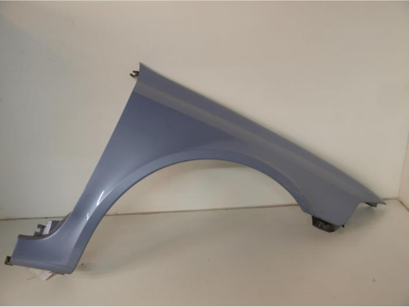 Renault - Laguna - Front wing, right