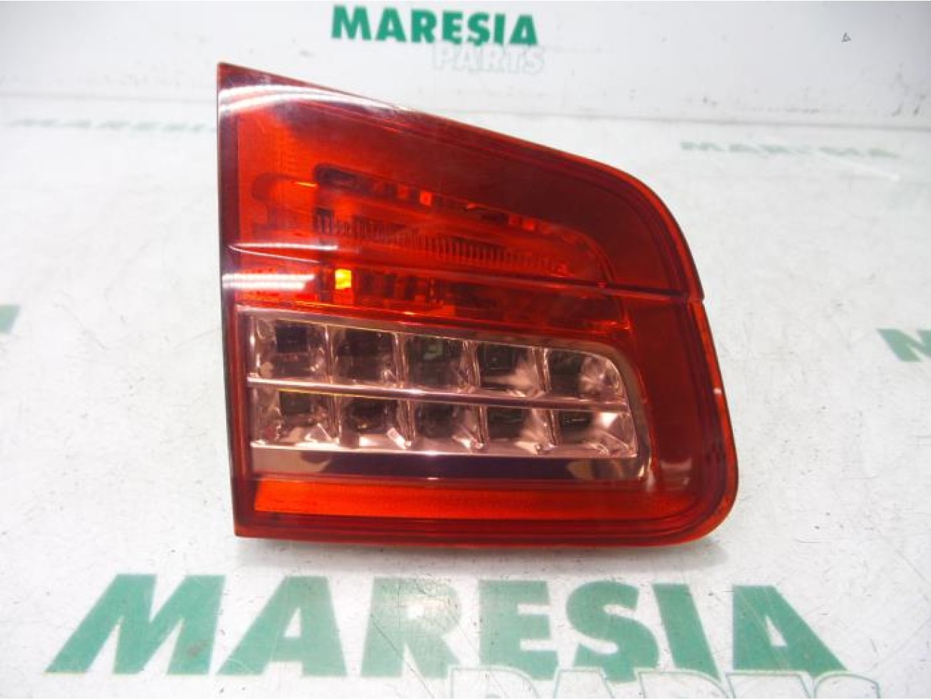 Citroen - C5 - Taillight, left