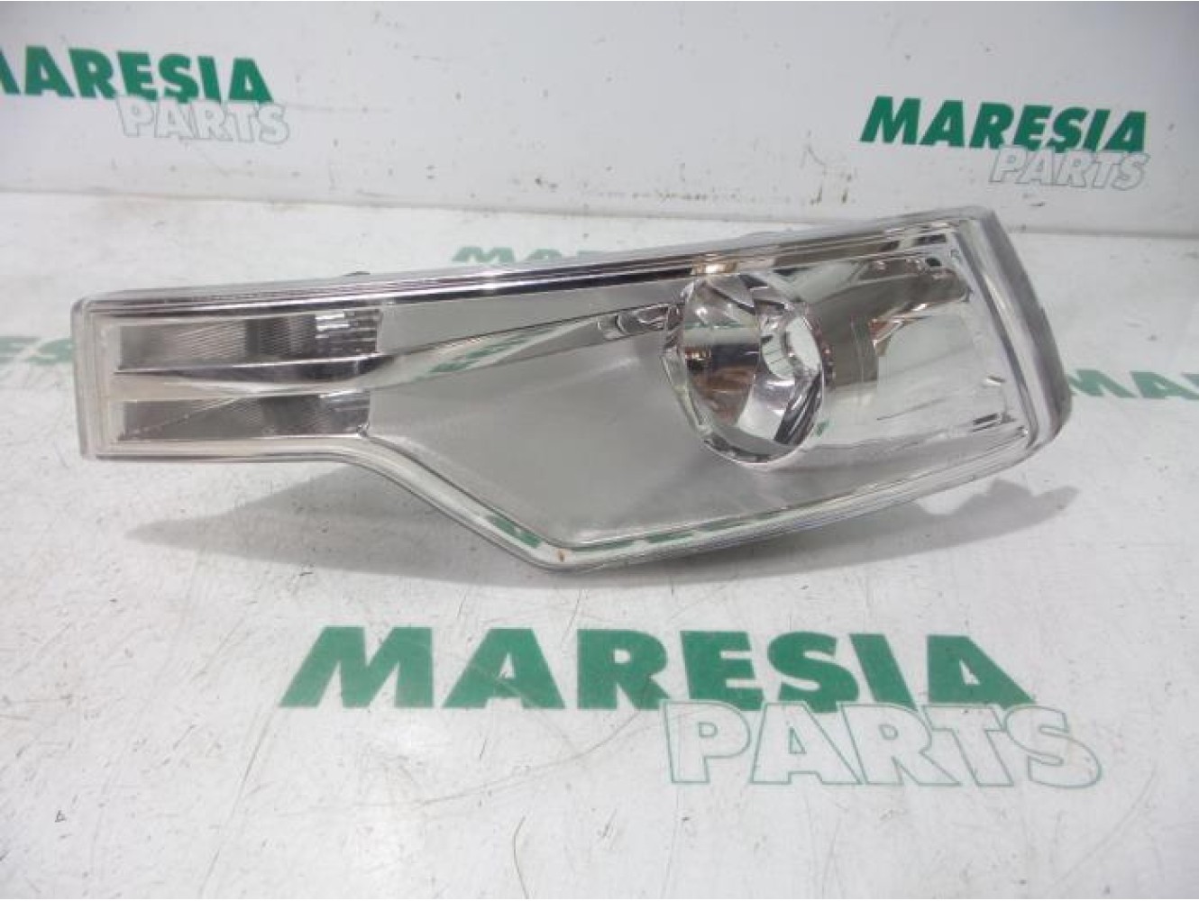 Citroen - C5 - Fog light, front left