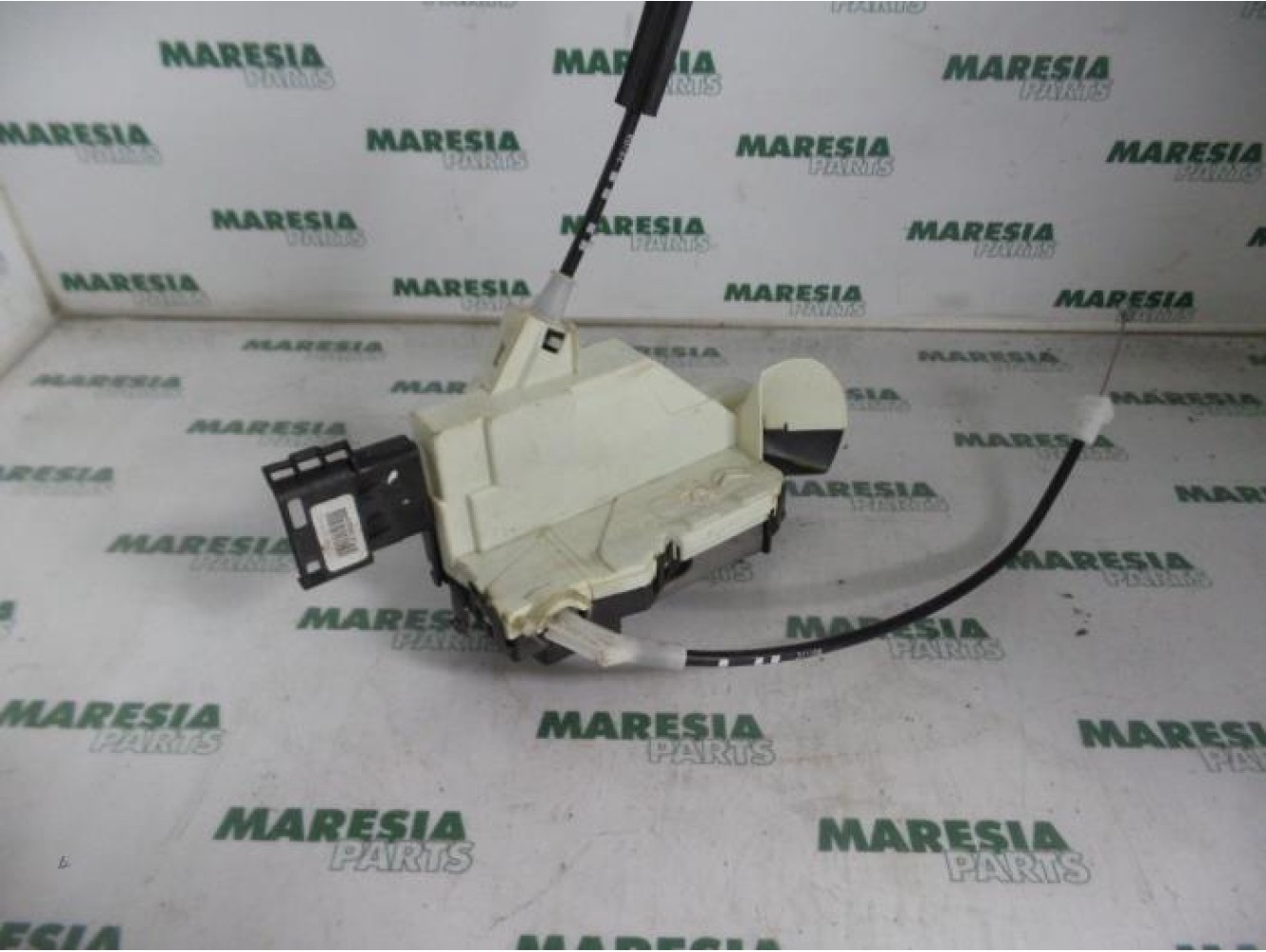 Citroen - C5 - Door lock mechanism 4-door, front left