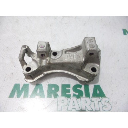 Citroen - Berlingo - Engine mount