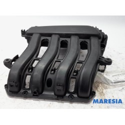Renault - Megane Scenic - Intake manifold
