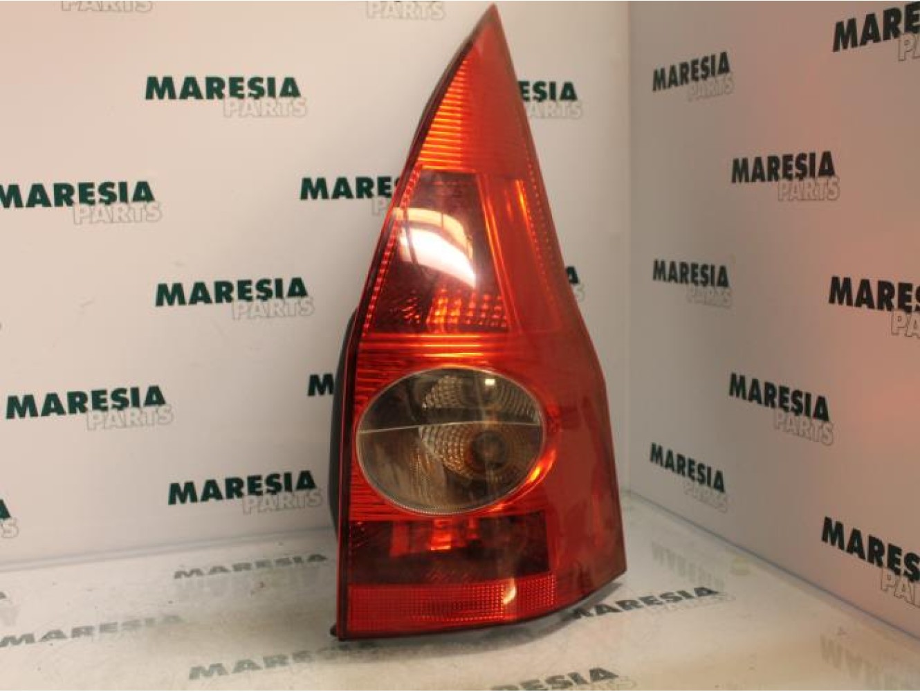 Renault - Megane - Taillight, right