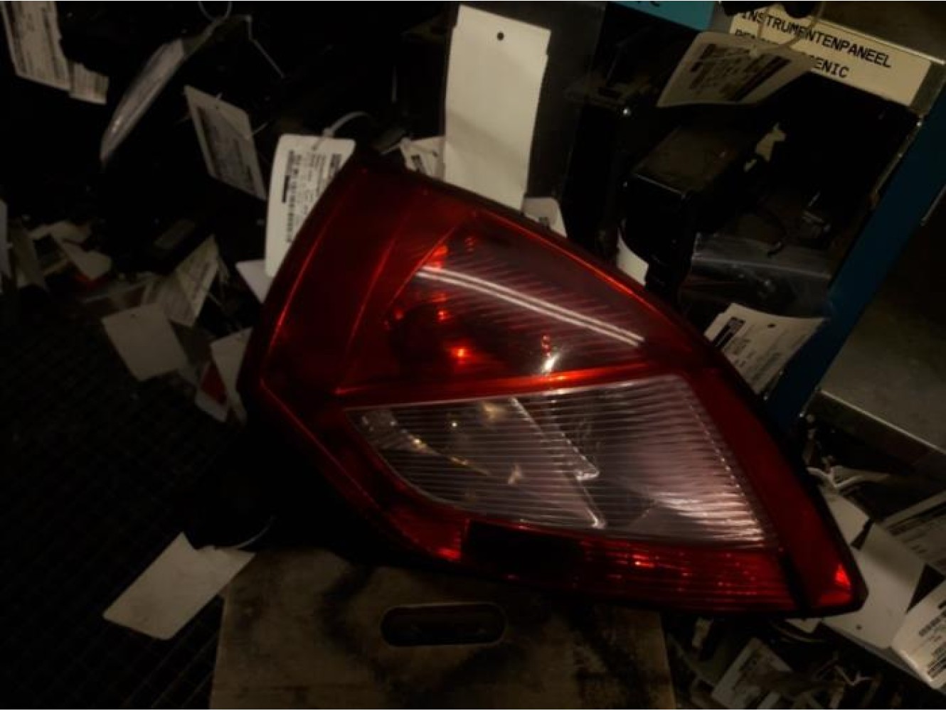 Renault - Megane - Taillight, right