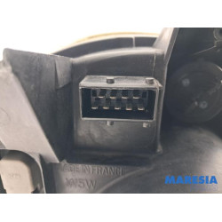 Citroen - C8 - Koplamp links