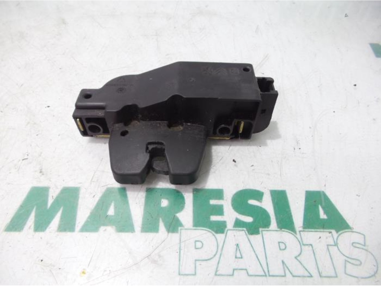 Citroen - C8 - Tailgate lock mechanism